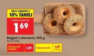 bajgiel z ziarnami