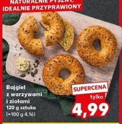 bajgiel z warzywami i ziołami