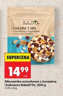 mieszanka orzechowa z żurawiną i kokosem