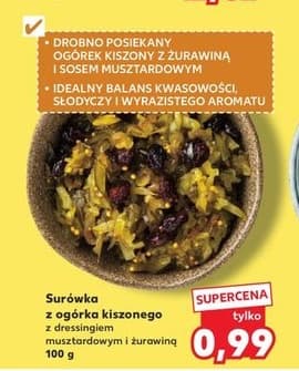 surówka z ogórka kiszonego z dressingiem musztardowym i żurawiną