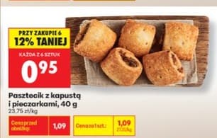 pasztecik z kapustą i pieczarkami