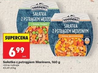 sałatka z pstrągiem wędzonym