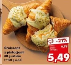 croissant z pistacjami