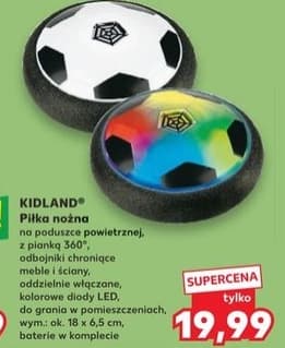 piłka nożna na poduszce powietrznej