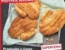 przekąska z ciasta duńskiego z nadzieniem śmietanowym