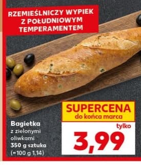 bagietka z zielonymi oliwkami