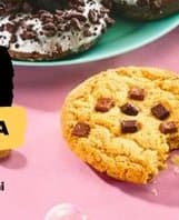 ciastko z kawałkami czekolady