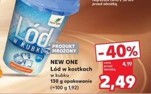lód w kostkach w kubku