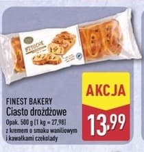 ciasto drożdżowe z kremem o smaku waniliowym i kawałkami czekolady
