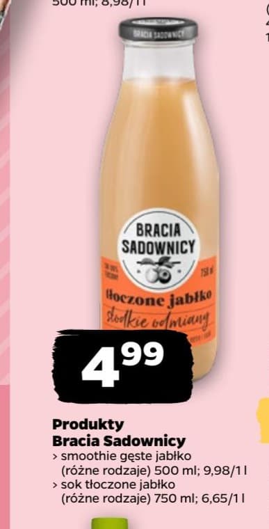 smoothie lub sok tłoczony