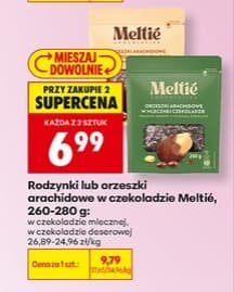 rodzynki lub orzeszki arachidowe w czekoladzie